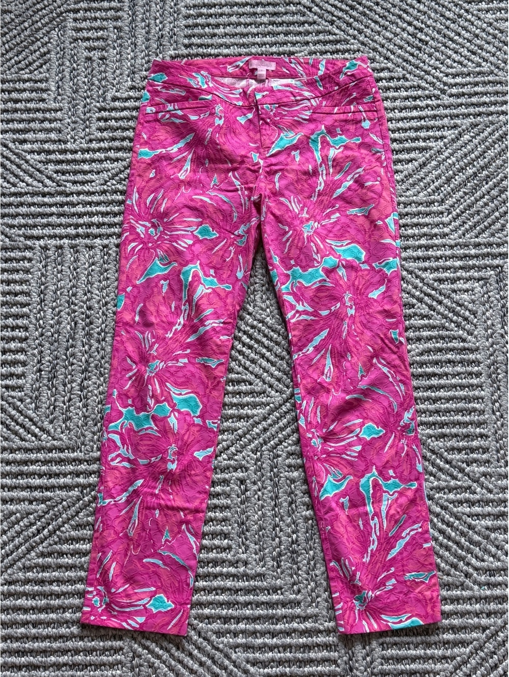 Lilly Pulitzer Women's Pink Floral Printed Pants Size 6